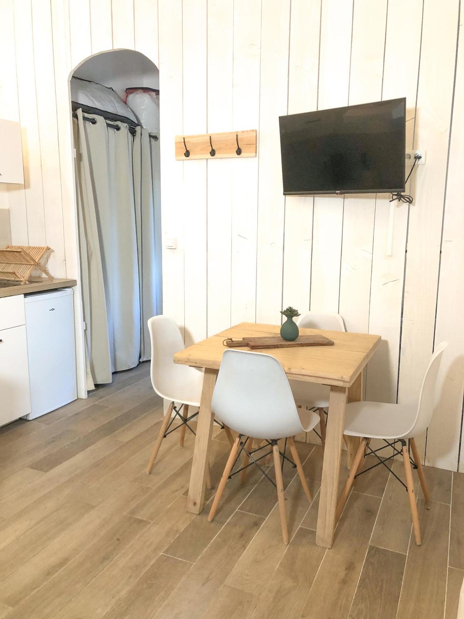 Le Studio Du Coutach Quissac  Εξωτερικό φωτογραφία